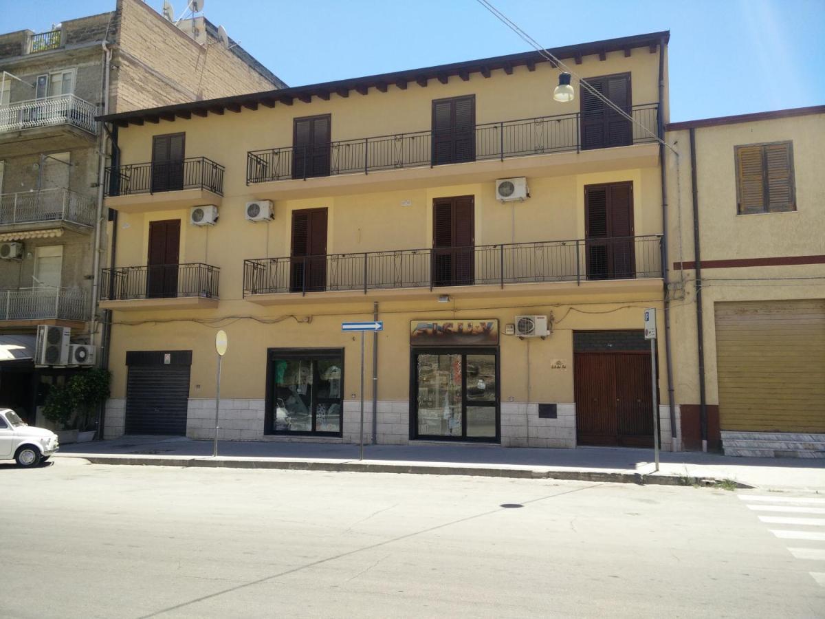 ליקאטה B&B Del Sol מראה חיצוני תמונה