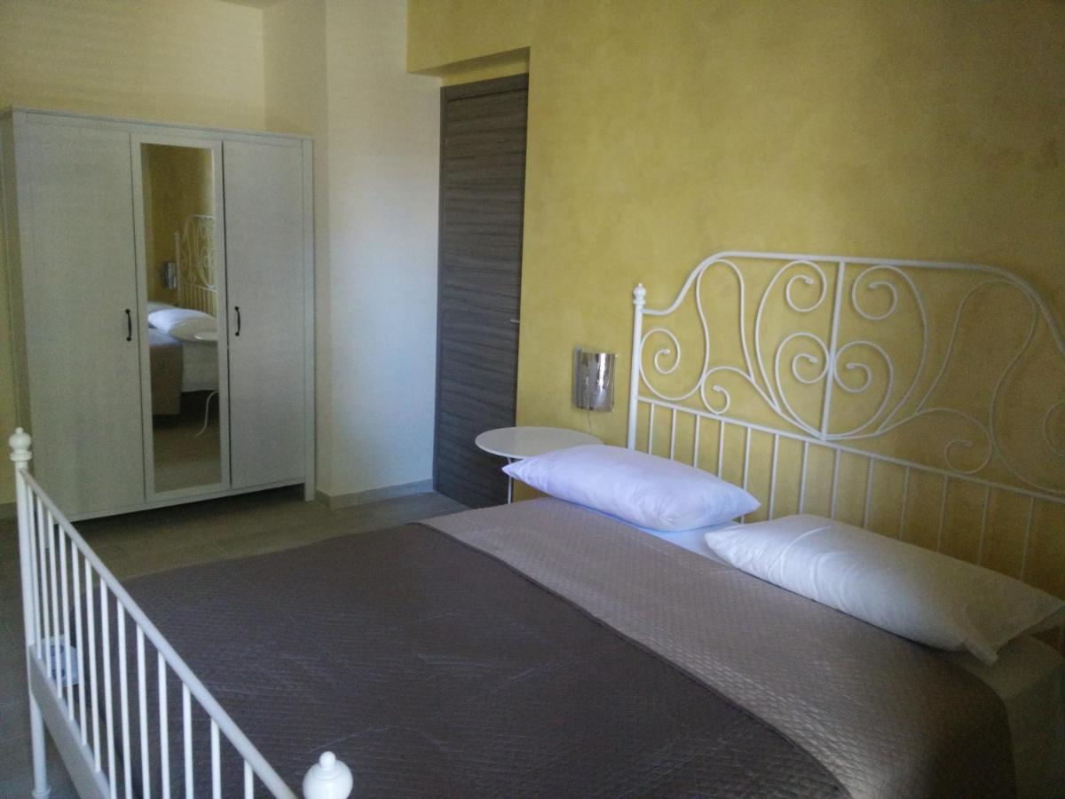 ליקאטה B&B Del Sol מראה חיצוני תמונה